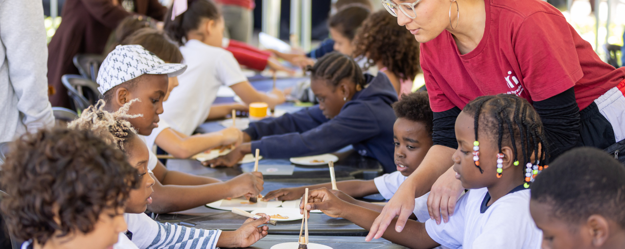 Visitas Especiais + Atividade de Pintura de Leque | Rota da Seda